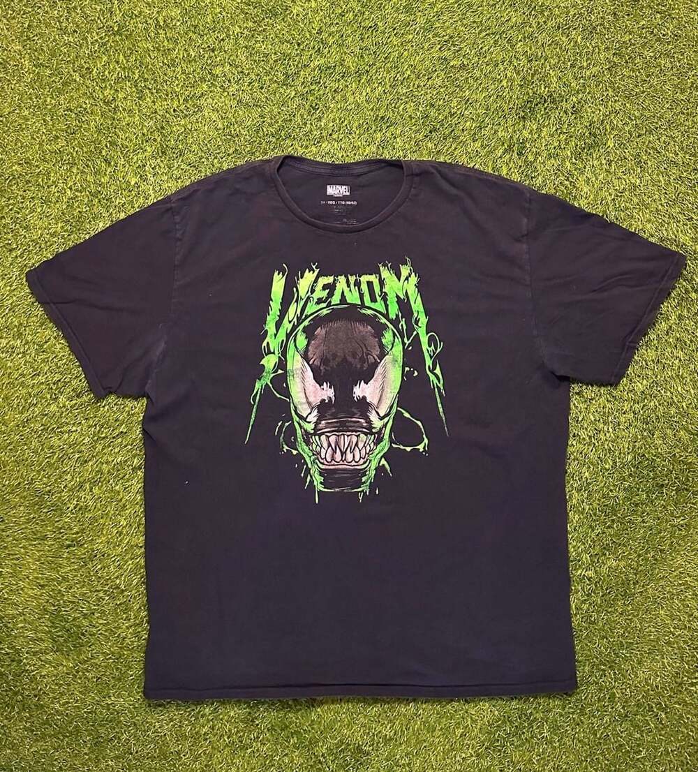 Marvel Venom Green Ooze Face Graphic Black T-Shirt